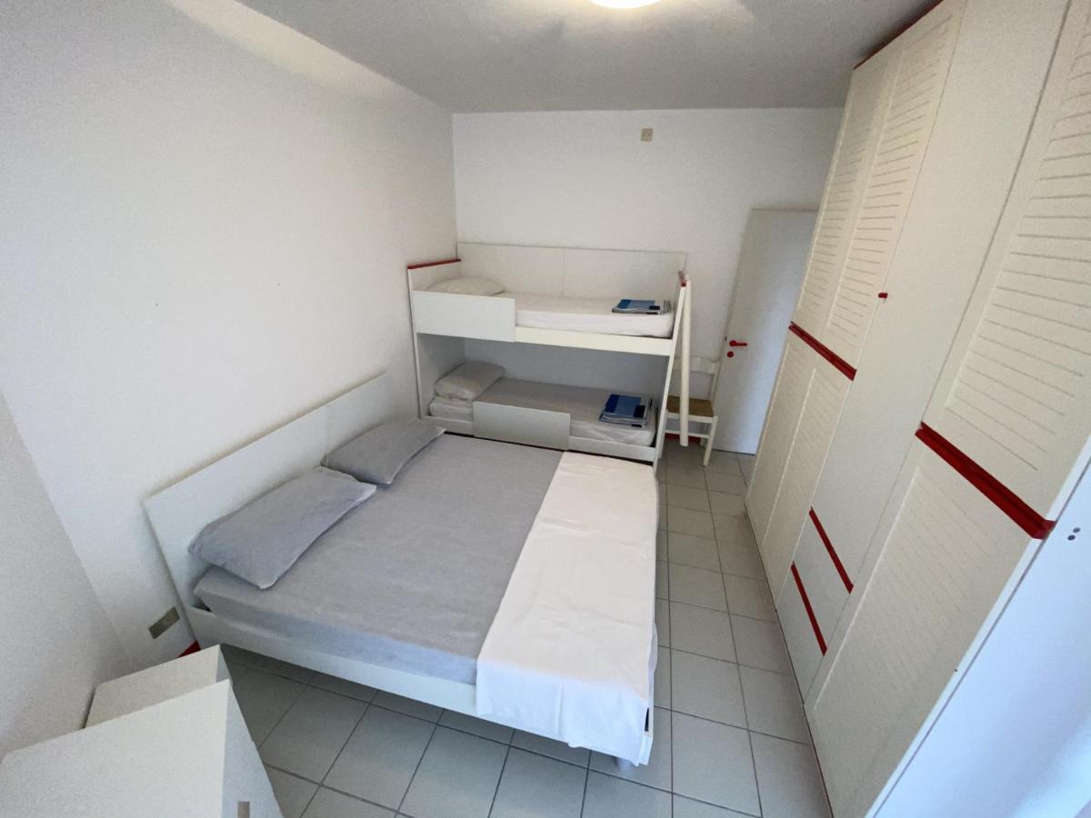 Residence Cristallo - Sabbiadoro Lignano Sabbiadoro Bagian luar foto