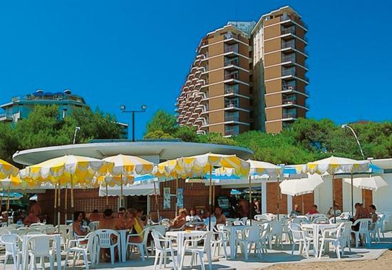 Residence Cristallo - Sabbiadoro Lignano Sabbiadoro Bagian luar foto
