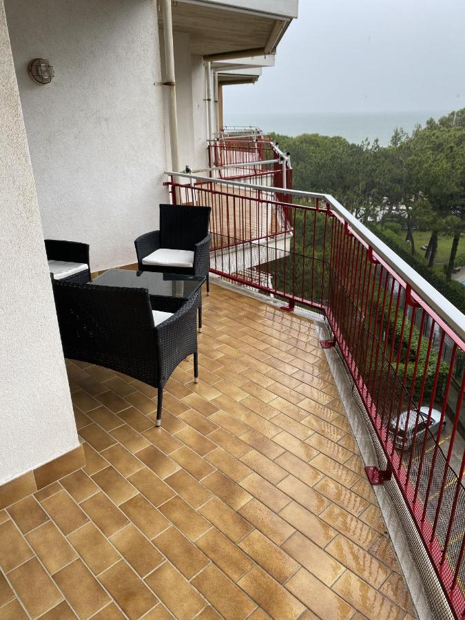 Residence Cristallo - Sabbiadoro Lignano Sabbiadoro Bagian luar foto